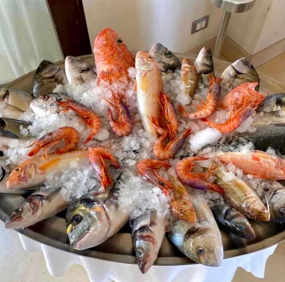 Hotel Saraceno Al Faro Taranto Dış mekan fotoğraf
