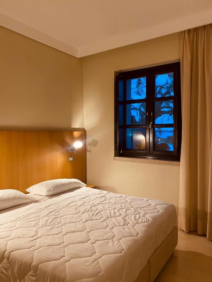 Hotel Saraceno Al Faro Taranto Dış mekan fotoğraf