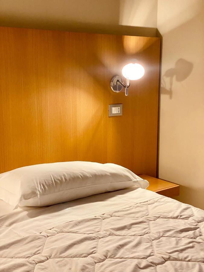 Hotel Saraceno Al Faro Taranto Dış mekan fotoğraf