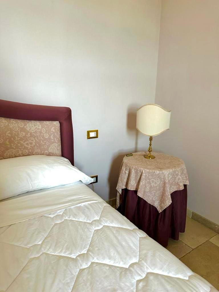 Hotel Saraceno Al Faro Taranto Dış mekan fotoğraf
