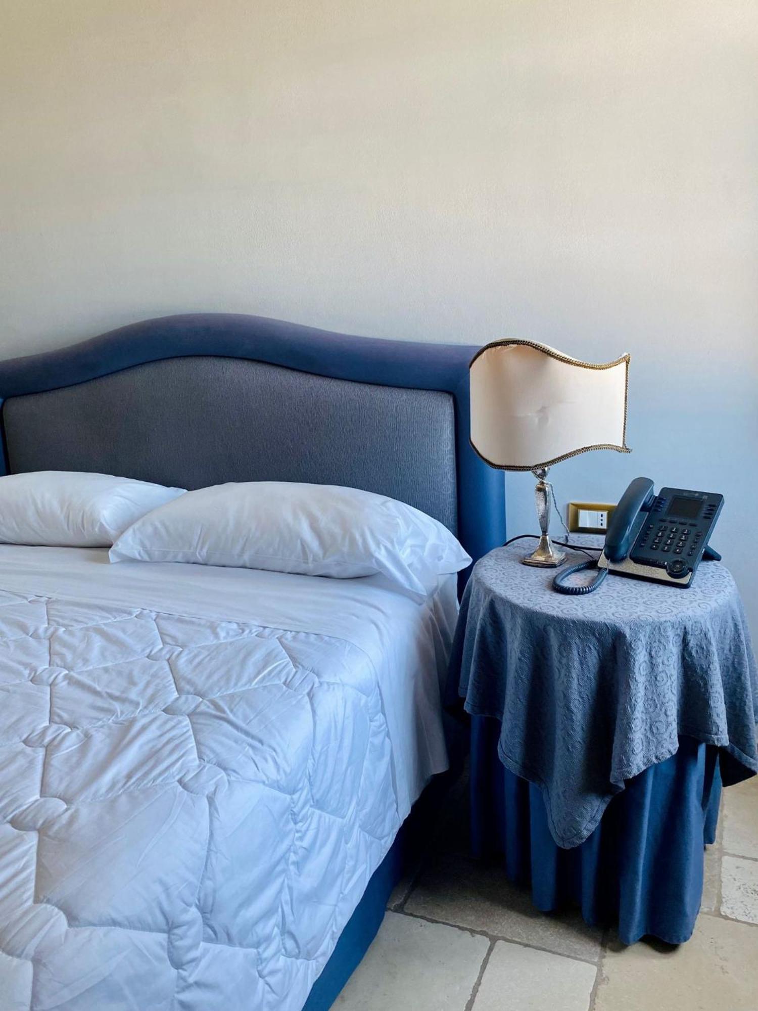 Hotel Saraceno Al Faro Taranto Dış mekan fotoğraf