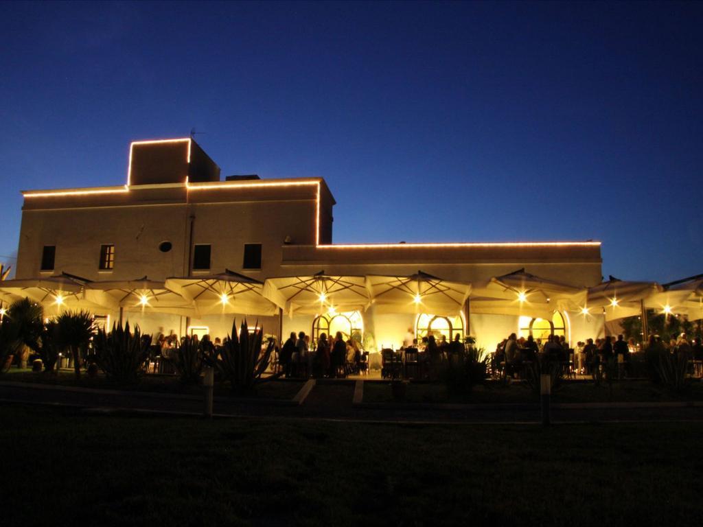 Hotel Saraceno Al Faro Taranto Dış mekan fotoğraf