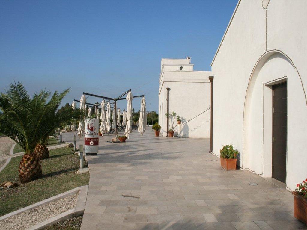 Hotel Saraceno Al Faro Taranto Dış mekan fotoğraf