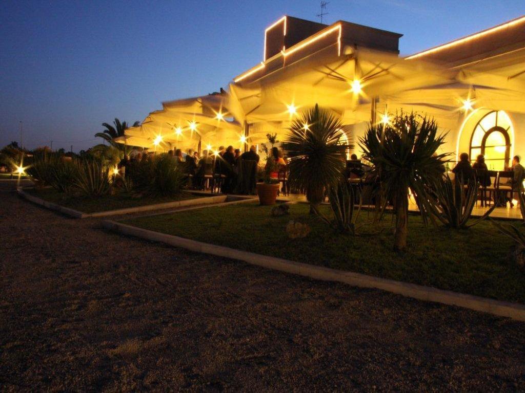 Hotel Saraceno Al Faro Taranto Dış mekan fotoğraf