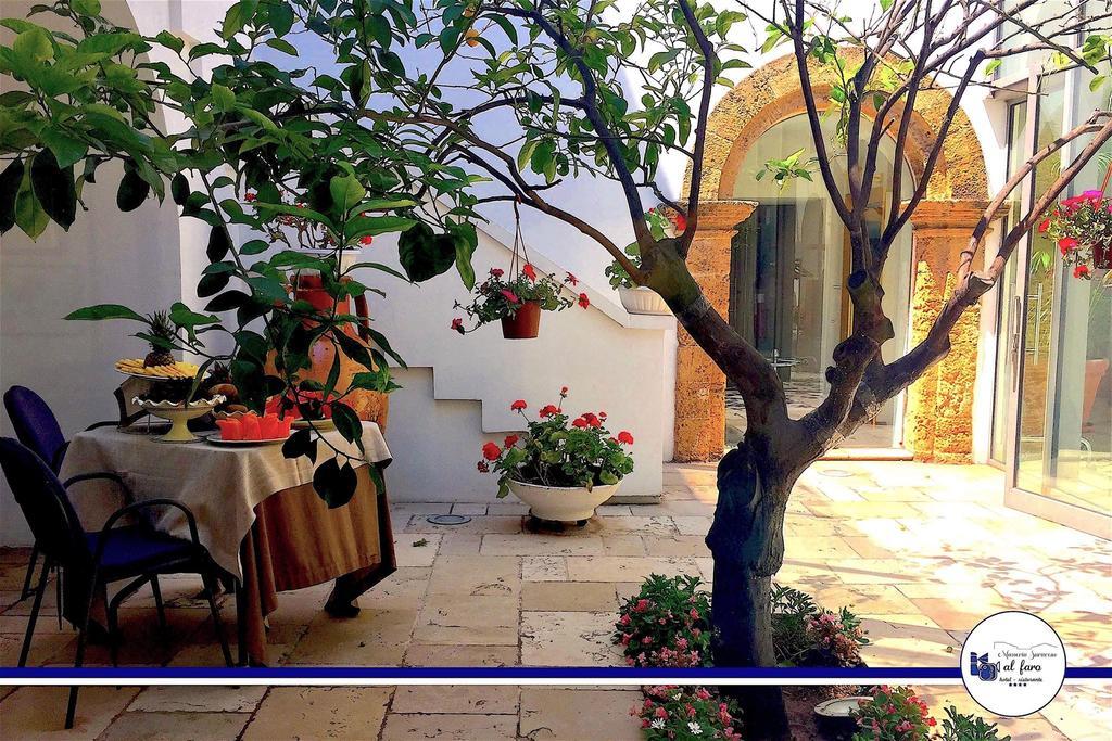 Hotel Saraceno Al Faro Taranto Dış mekan fotoğraf